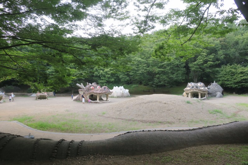 ED3CC4D9-F85D-4B6F-95BC-35D2F379C89A